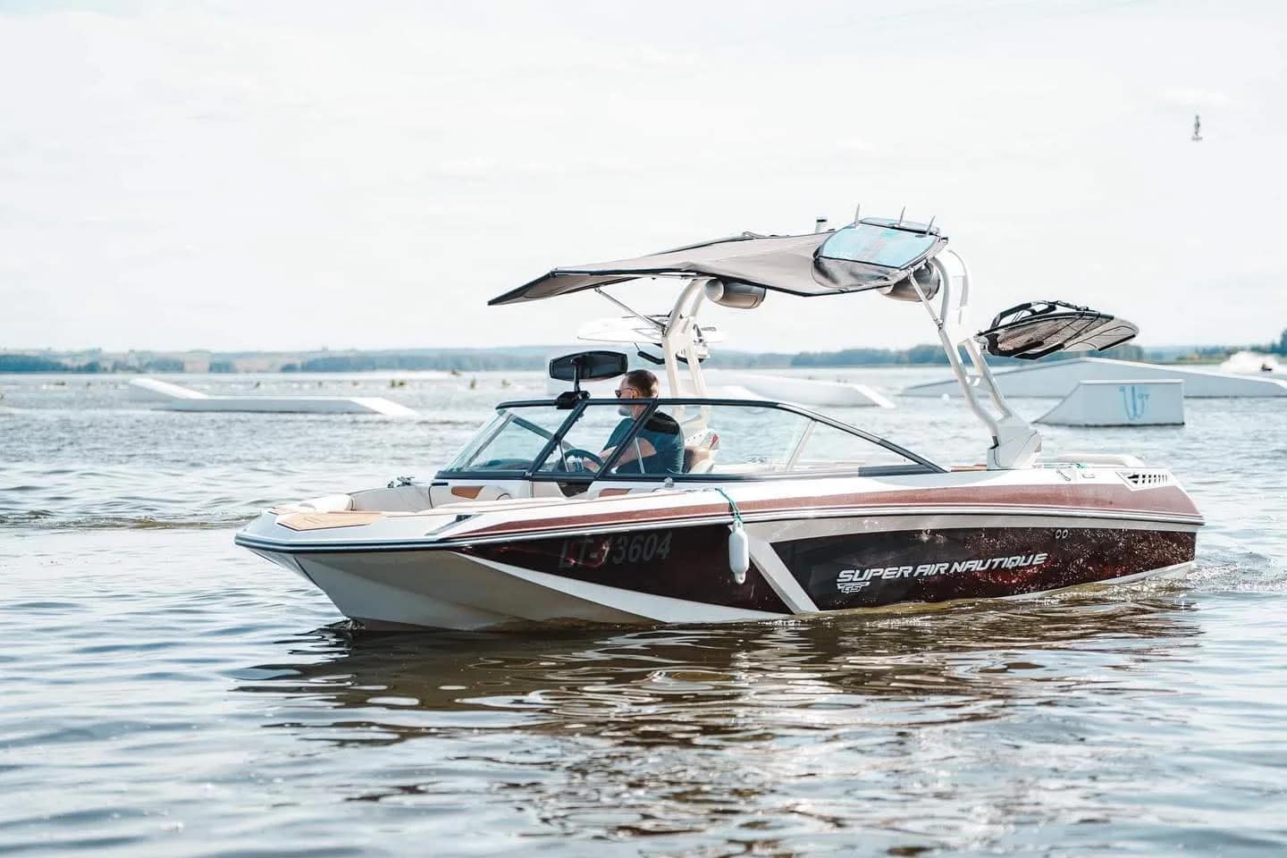 Super Air Nautique G23 kateris