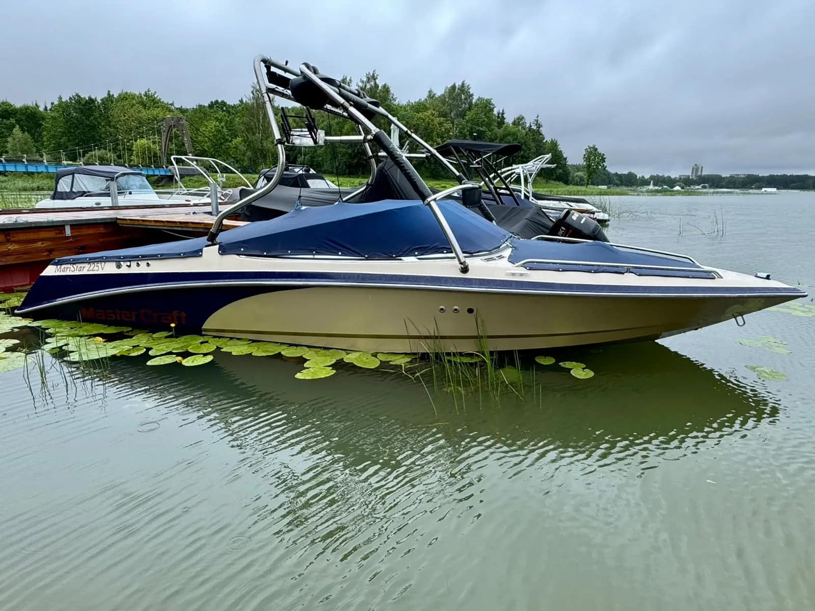 MasterCraft Maristar 225 — katerio nuoma Elektrėnuose